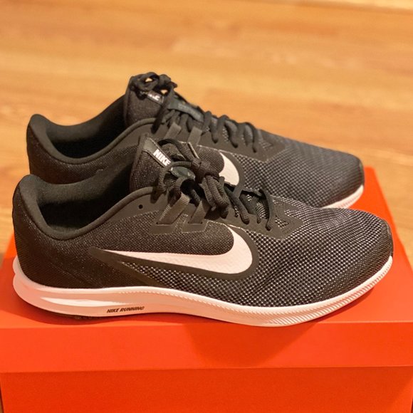 nike wide fit running shoes